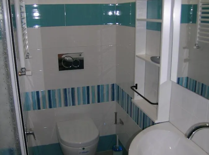 Con Bagno Privato Candida